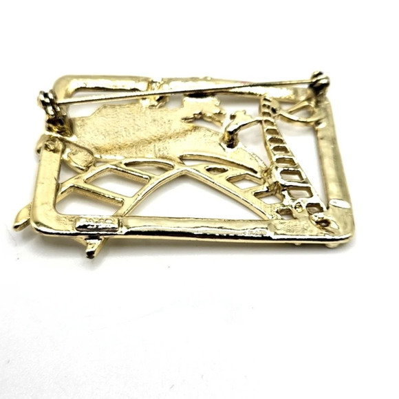 🆓️FREE ADD ON TO BUNDLE AJC Signed Gold Plated  Rollercoaster Brooch Pin - Picture 2 of 4